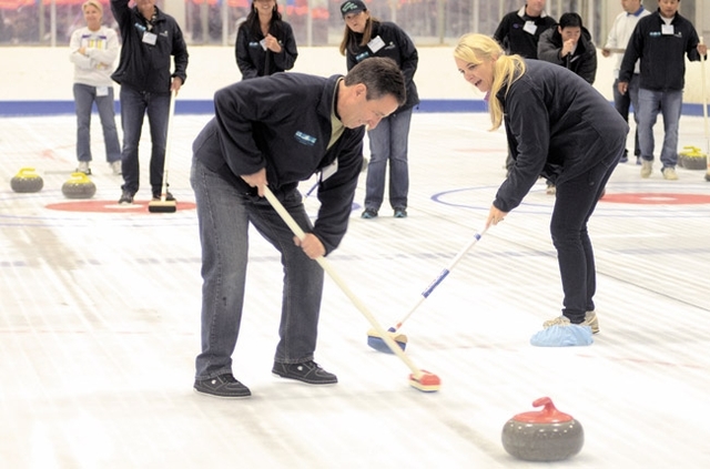 Mw feature 103013 curling 1